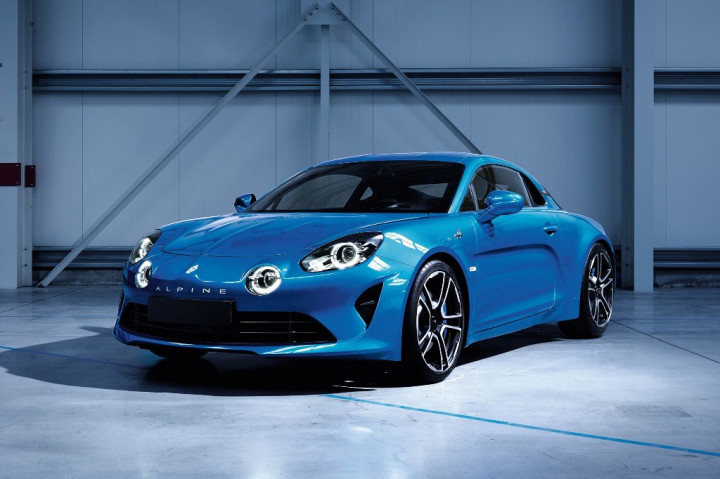 Alpine A110 akan Renault fokuskan penjualannya di Amerika Serikat. Coupe ini dibangun pabrikan asal Prancis tersebut bersama Infinity, merek dari Nissan untuk kelas mobil mewah. Renault/architecturaldigest.com