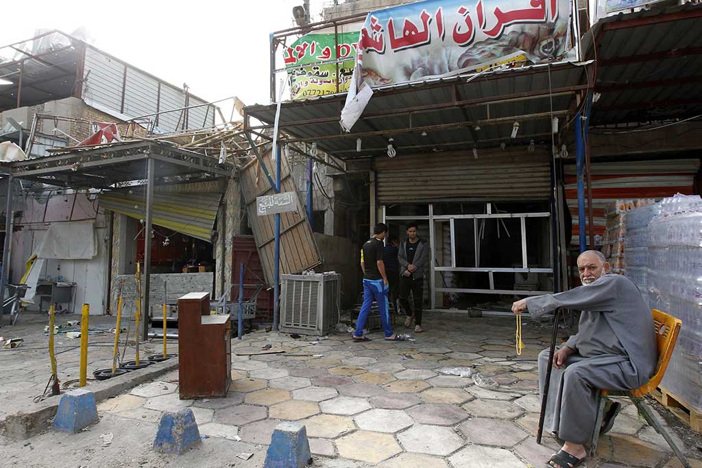 Sedikitnya 23 orang tewas sementara puluhan lainnya luka-luka akibat serangan yang diakui dilakukan Kelompok Negara Islam (IS) tersebut.