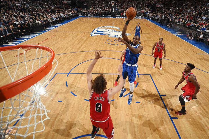 Dan Serge Ibaka menambah 16 poin untuk Raptors.