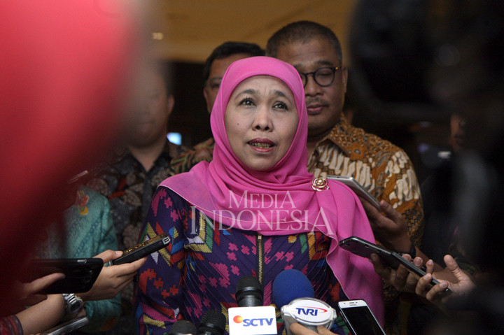 Mensos juga mengatakan, tersangka yang melakukan kejahatan seksual dengan berkelompok yang dengan sengaja dan menyakiti anak-anak, akan memberikan dampak berkepanjangan. Hal tersebut disampaikan Mensos Khofifah di sela-sela acara temu penyelenggara Undian Gratis Berhadiah (UGB) di Jakarta, Rabu (22/3/2017).