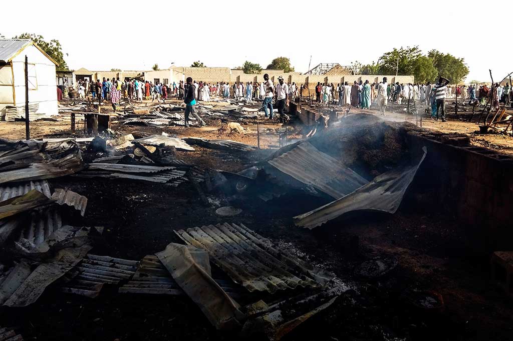 Serangkaian ledakan bom bunuh diri melanda kamp pengungsi korban pemberontak Boko Haram, di pinggiran Kota Maiduguri, Nigeria, Rabu (22/3/2017) waktu setempat.