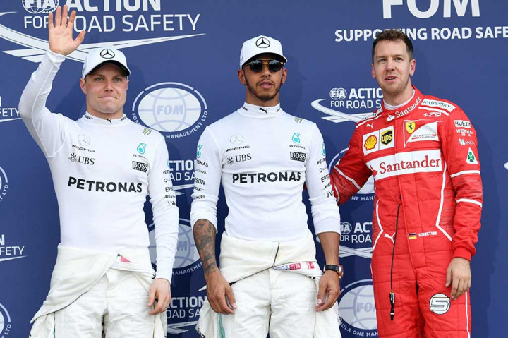 Rekan baru Hamilton di Mercedes, Valtteri Bottas berada di urutan ketiga dengan catatan waktu 1 menit 22,481 detik.