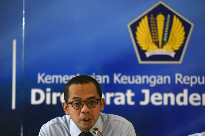 Staf Ahli Bidang Kepatuhan Pajak Kementerian Keuangan Suryo Utomo menyampaikan keterangan dalam konferensi pers di Jakarta, Rabu (29/3/2017).