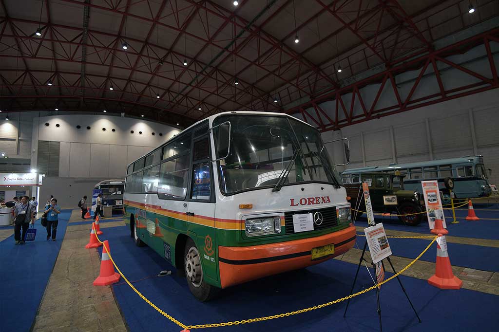 Bus-bus Klasik Dipamerkan di JIEXpo Kemayoran