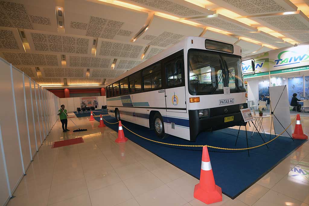 Bus-bus Klasik Dipamerkan di JIEXpo Kemayoran