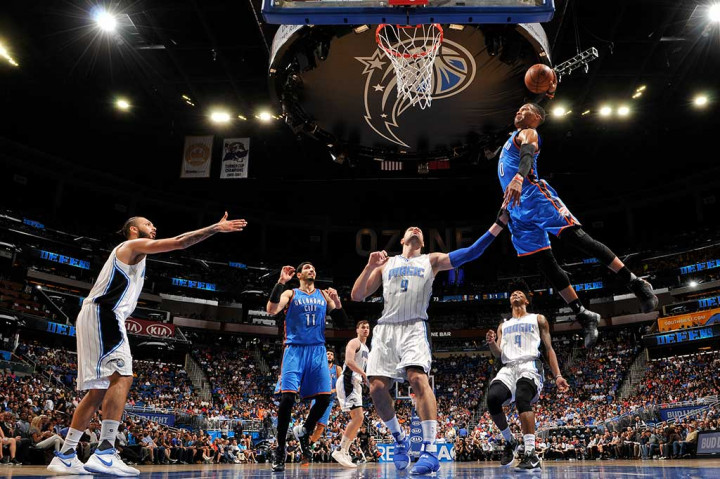 Pencapaian tersebut merupakan triple-double nya yang keempat beruntun dan ke-38 musim ini.