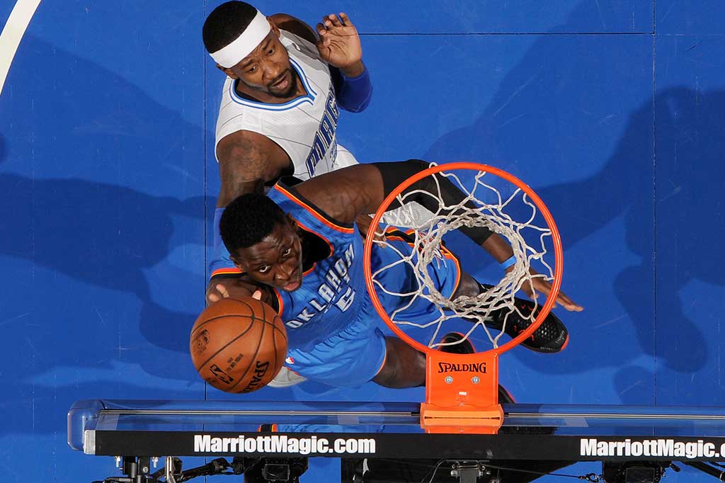 Dan Victor Oladipo menyumbang 13 poin.