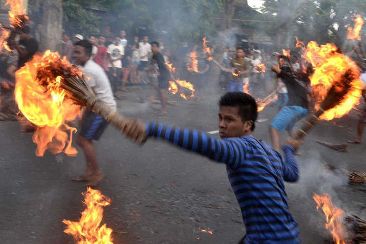 Pemuda Karangasem Gelar Tradisi Ter-Teran