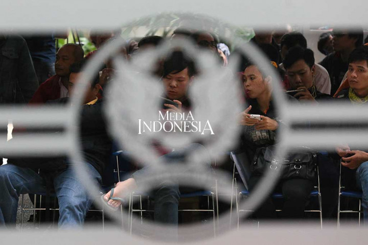 Antrean Peserta 'Tax Amnesty' Membeludak