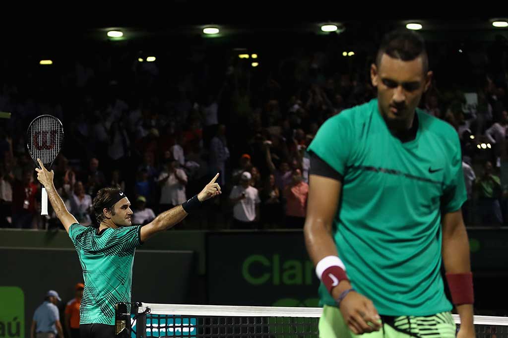 Federer melaju ke final setelah menang dengan susah payah lewat tiga tiebreak 7-6(9), 6-7(9), 7-6(5).