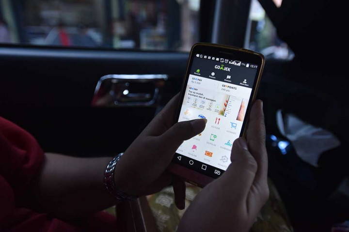 Revisi Permenhub Tentang Taksi Online Mulai Berlaku