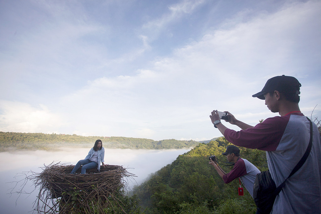 Bukit Mojo Gumelem, Spot Foto Menarik di Bantul