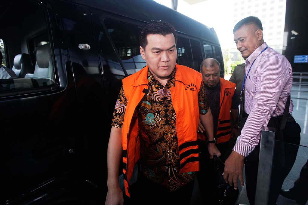 Patrialis Akbar yang merupakan tersangka kasus dugaan suap terkait uji materiil di Mahkamah Konstitusi itu akan diperiksa sebagai saksi untuk tersangka lainnya yaitu pengusaha Basuki Hariman.