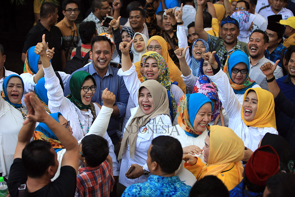 Permohonan yang diajukan oleh paslon nomor urut 2 Rano Karno dan Embay Mulya Sarief tidak dapat diterima MK sehingga kemenangan tetap dimiliki pasangan Wahidin-Andika.