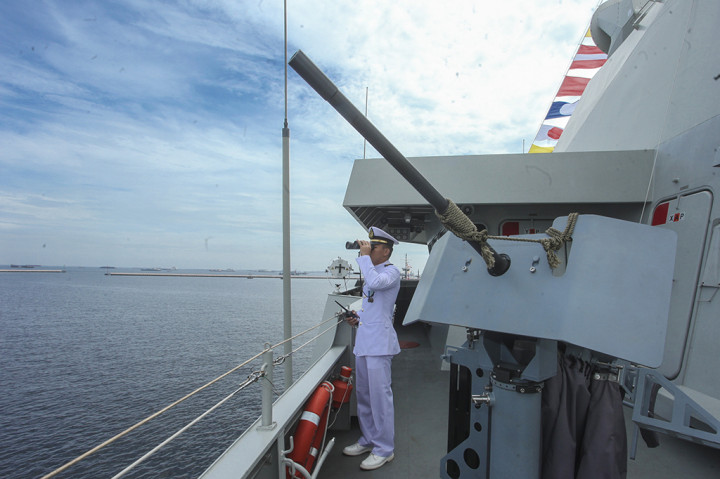 Kapal ini akan bertugas menjaga kedaulatan perairan Indonesia dan bermarkas di wilayah timur yaitu Surabaya. 