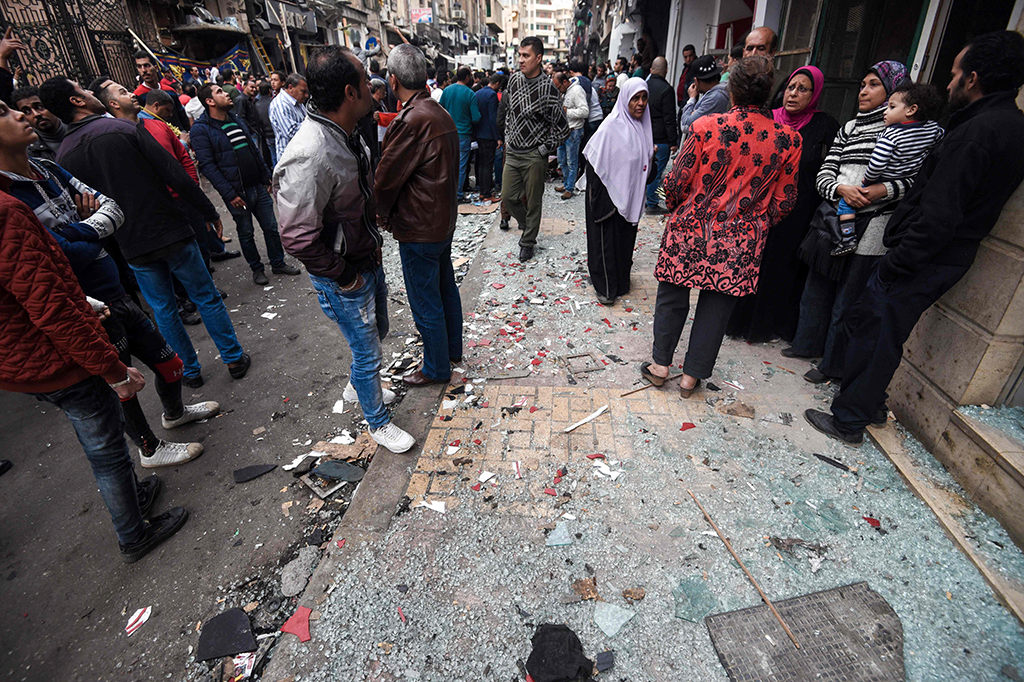 Beberapa jam setelahnya, serangan bom kedua terjadi di Alexandria tepatnya di Gereja Saint Mark.
