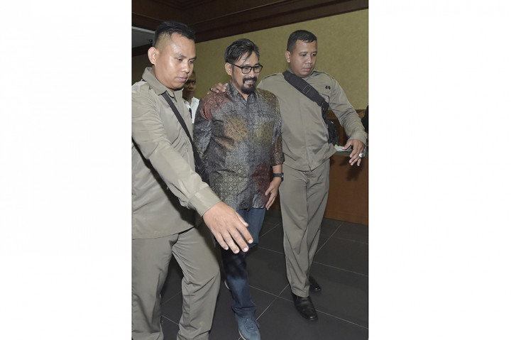 Sidang tersebut beragendakan pembacaan dakwaan terhadap Choel Mallarangeng.