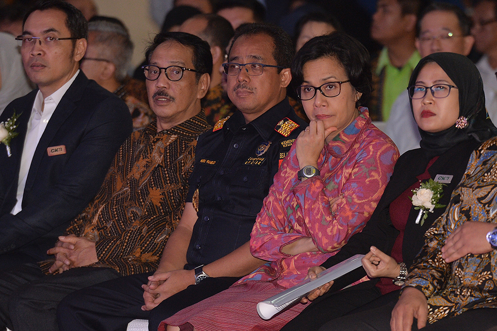 Sri Mulyani pun menginginkan Indonesia nantinya dapat menjadi hub logistik Asia Pasifik.