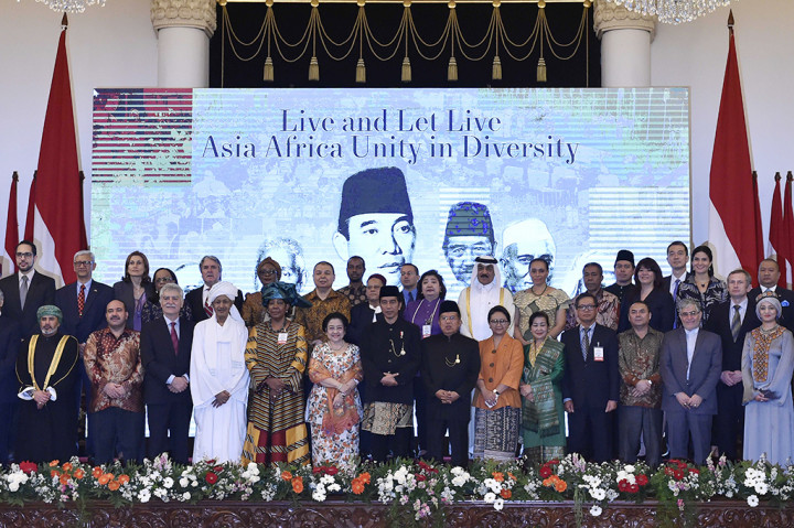 Peringatan Konferensi Asia Afrika (KAA) ke-62 yang digelar di Istana Negara, Jakarta mengambil tema Keberagaman Indonesia.