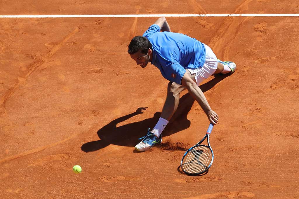Murray kehilangan serve pada awal set kedua dan Albert Ramos yang merupakan unggulan ke-15 meningkatkan permainannya untuk menyamakan kedudukan di bawah guyuran matahari Monaco.