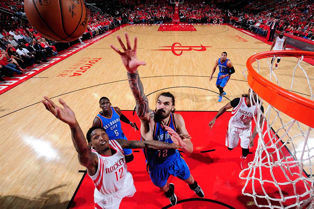 Sementara Lou Williams menambah 22 poin dan 5 rebound untuk Rockets.