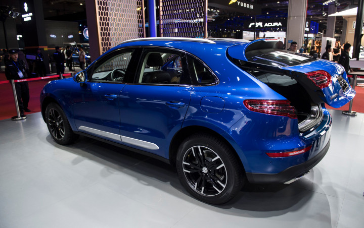 Belajar dari kasus Land Rover vs Land Wind, Porsche memilih 'memaklumi' praktek penjiplakan produknya tersebut. Porsche yakin pelanggannya tak akan berpaling.