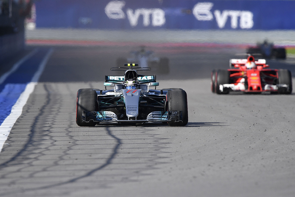 Valtteri Bottas berhasil finis dengan waktu tercepat 1 jam 28 menit 08,783 detik.
