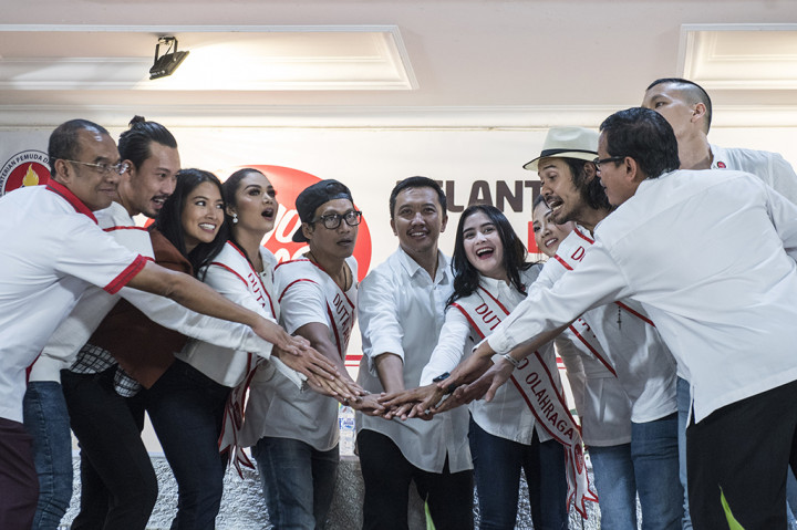 Kesembilan Duta itu akan membantu menyosialisasikan program-program di bawah payung Ayo Olahraga melalui melalui media sosial, terutama untuk menyasar kelompok masyarakat usia muda.
