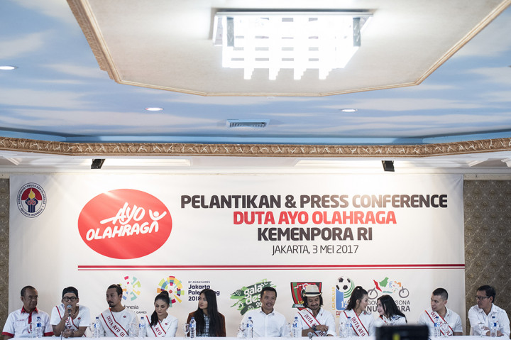 Program Ayo Olahraga merupakan gerakan rutin tahunan Kemenpora yang memayungi tiga program unggulan, yakni Gowes Pesona Nusantara, Gala Desa, dan Liga Sepakbola Berjenjang yang 
akan dimulai pada 13 Mei mendatang.