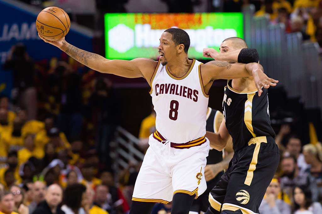 Sementara Channing Frye mengemas 18 poin dan 5 rebound.