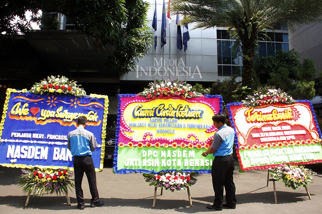 Kantor DPP NasDem juga Dikirimi Karangan Bunga