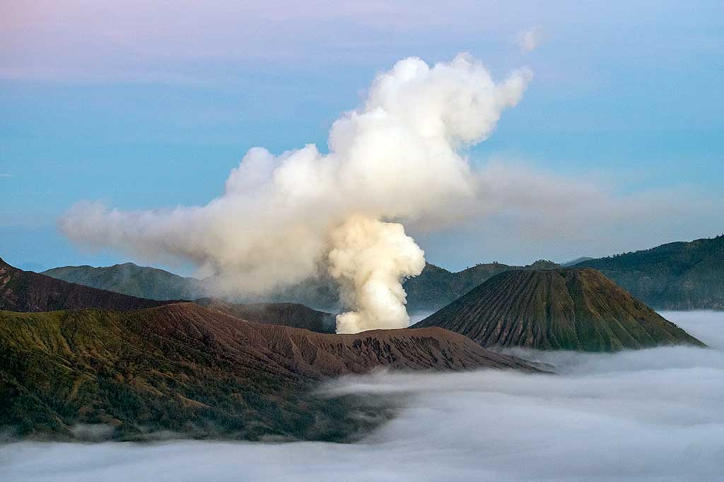 Indahnya Destinasi Wisata Puncak B-29 Lumajang