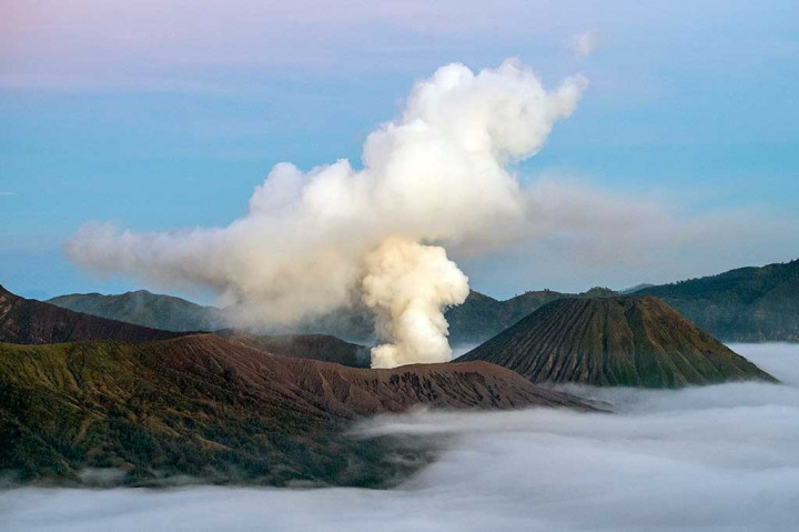 Indahnya Destinasi Wisata Puncak B-29 Lumajang