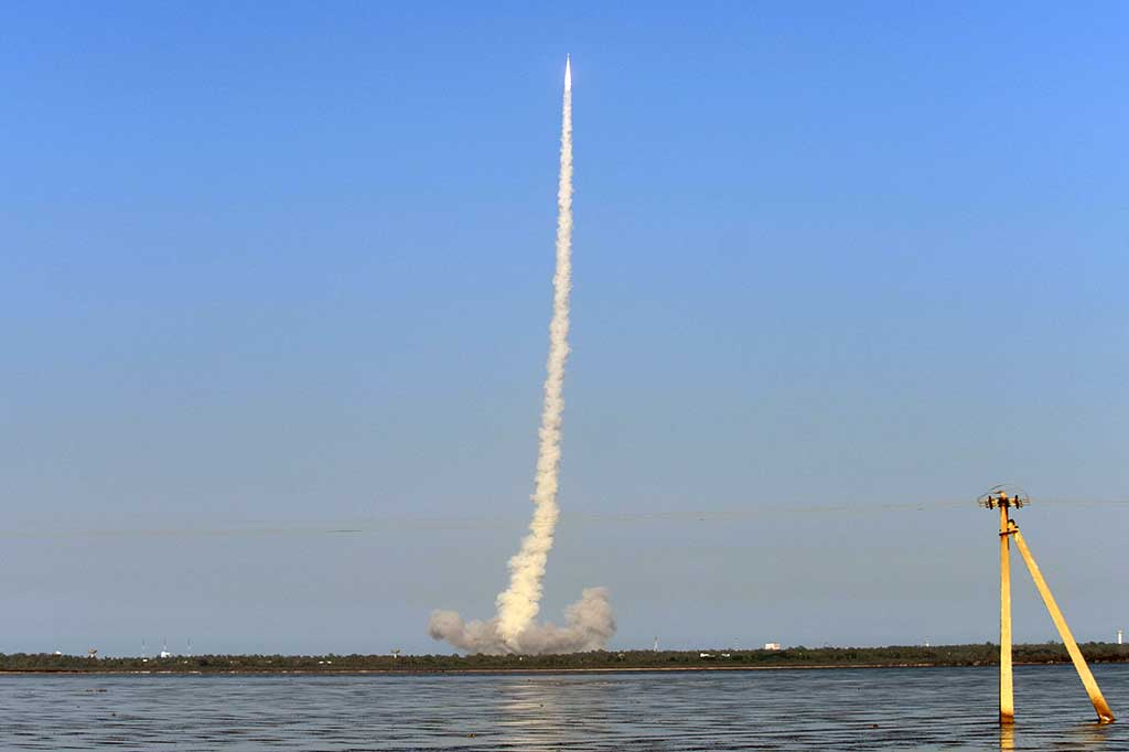 ISRO, yang merakit satelit itu untuk digunakan negara-negara SAARC (Perhimpunan negara-negara Asia Selatan untuk Kerja Sama Regional), mengatakan GSAT-9 diluncurkan dengan tujuan untuk memberikan penerapan komunikasi berbeda di pita frekuensi Ku di seluruh kawasan Asia Selatan.