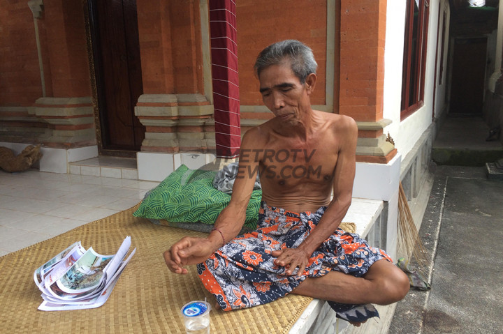 Bukan tanpa alasan Megawati memercayai Ketut Moderen untuk memahat patung. Megawati sudah mengenal Ketut Moderen sejak dirinya menjabat sebagai Presiden RI.