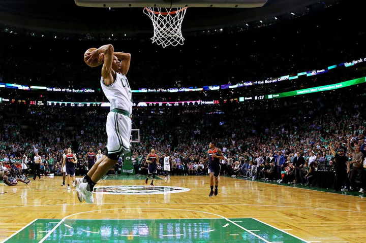 Avery Bradley mencetak 29 angka ditambah enam rebound dan tiga assist untuk Boston Celtics.