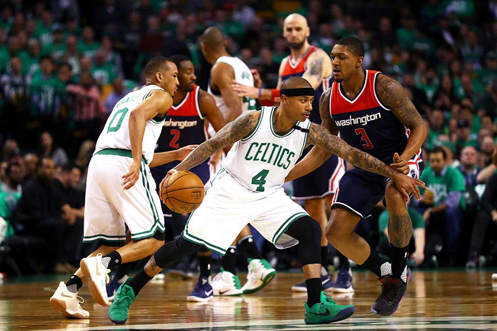 Isaiah Thomas dan Jae Crowder masing-masing menambahi 18 angka, Thomas dengan sembilan assist dan Crowder dengan delapan rebound.