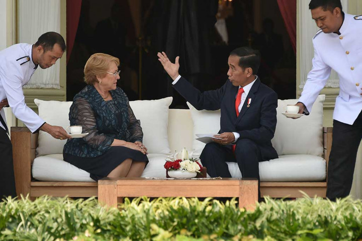Kedua kepala negara melakukan pertemuan untuk membicarakan penguatan kerja sama Indonesia-Chile.
