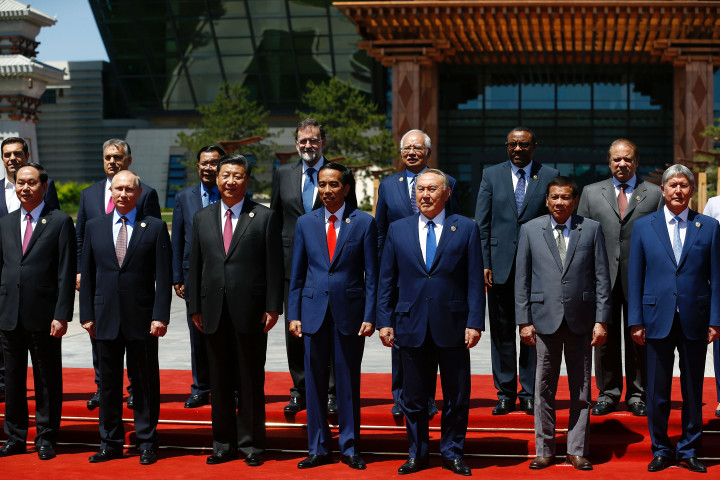 Di dalam forum internasional ini, Presiden Joko Widodo mengadakan pertemuan bilateral dengan beberapa kelapa pemerintahan. AFP Photo/Damir Sagolj