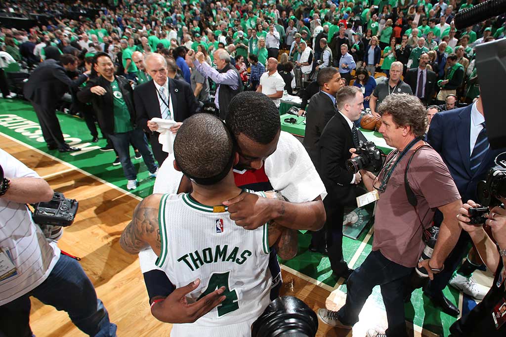 Di final Wilayah Timur, unggulan pertama tersebut akan menghadapi unggulan kedua Clevaland Cavaliers. Game pertama akan dimainkan di Quicken Loans Arena, Cleveland, Ohio, Kamis (18/5/2017) pagi WIB.