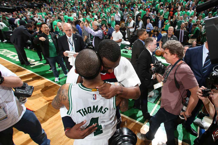 Di final Wilayah Timur, unggulan pertama tersebut akan menghadapi unggulan kedua Clevaland Cavaliers. Game pertama akan dimainkan di Quicken Loans Arena, Cleveland, Ohio, Kamis (18/5/2017) pagi WIB.