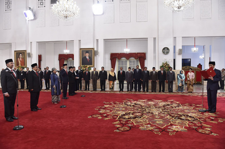 Pelantikan dilakukan langsung oleh Presiden Jokowi. Jokowi juga memimpin pembacaan pengambilan sumpah para duta besar.