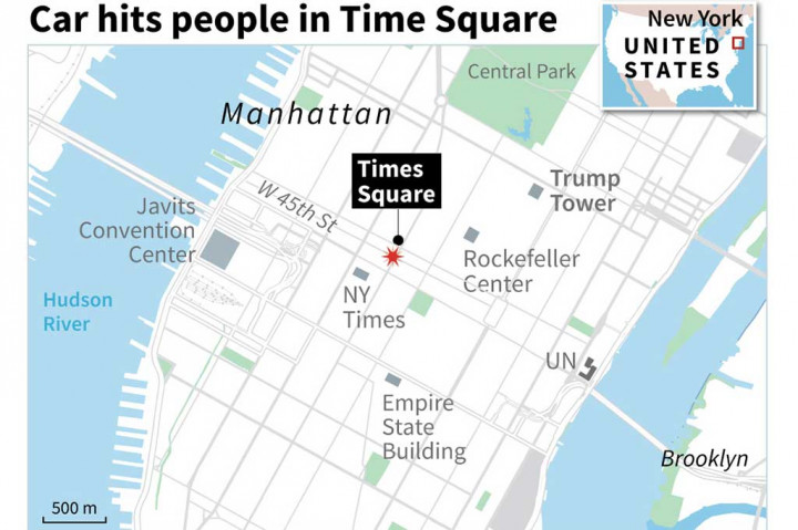 Pihak berwenang menutup daerah di sekitar lokasi kejadian, dari 41st Street hingga 47th Street dan dari 6th Avenue hingga 8th avenue selama beberapa jam, yang otomatis menghentikan kegiatan-kegiatan di salah satu bagian paling sibuk di Kota New York tersebut. 