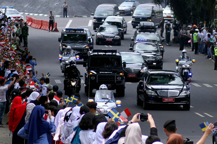 Raja Gustaf dan Ratu Silvia tiba di Istana Kepresidenan Bogor, Jawa Barat sekitar pukul 11.25 WIB, Senin (22/5/2017). ANTARA/Puspa Perwitasari