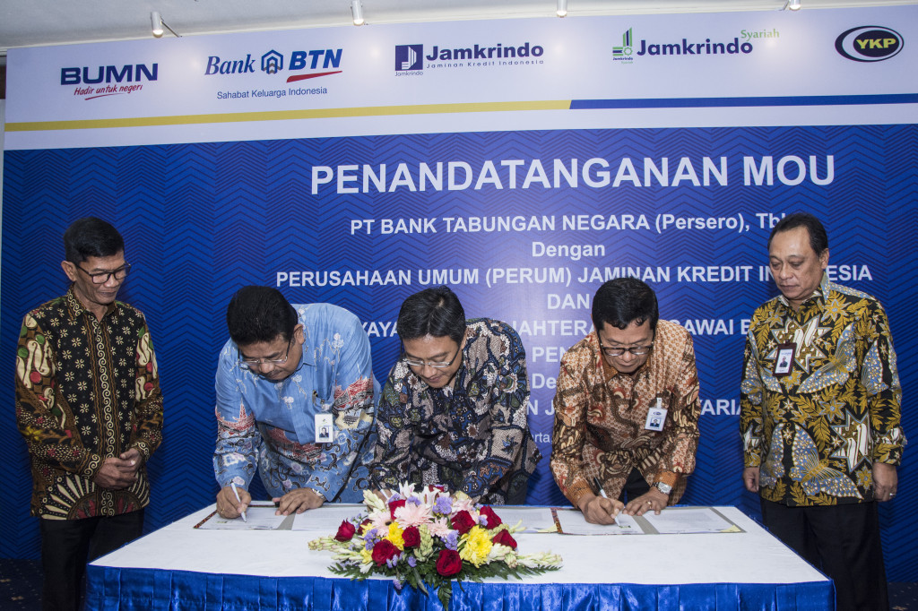 Nota Kesepahaman tersebut ditandatangani oleh Direktur Utama Bank BTN Maryono, dan Direktur Utama Perum Jamkrindo Diding S. Anwar di Menara Bank BTN, Jakarta, Selasa (23/5). 