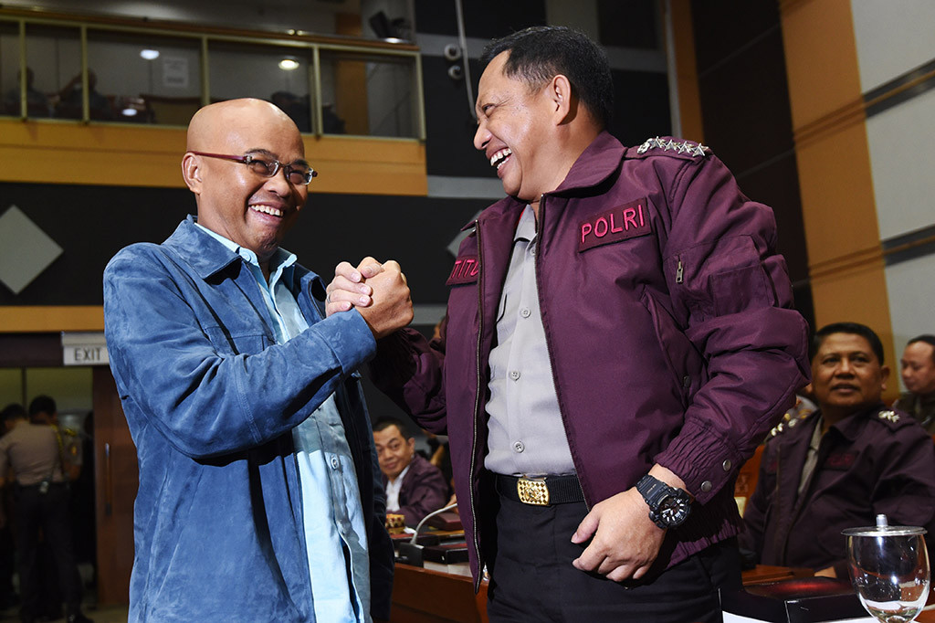 Komisi III DPR menggelar Rapat Kerja (Raker) dengan Kapolri Jenderal Pol Tito Karnavian di Gedung Nusantara III, Kompleks Parlemen Senayan, Jakarta.