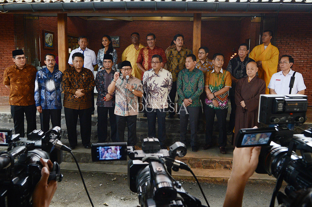 Menurut Cak Imin, pertemuan itu dilakukan berkaitan dengan perkembangan politik selepas penyelenggaraan Pilkada DKI. Cak Imin menyebut konflik yang timbul setelah masa pilkada itu harus dihentikan.