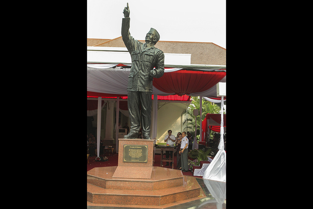 Peresmian patung monumen Proklamator Kemerdekaan RI di Lemhanas merupakan rangkaian dari peringatan acara HUT Lemhanas ke-52 yang bertepatan dengan Hari Kebangkitan Nasional (Harkitnas) 20 Mei.