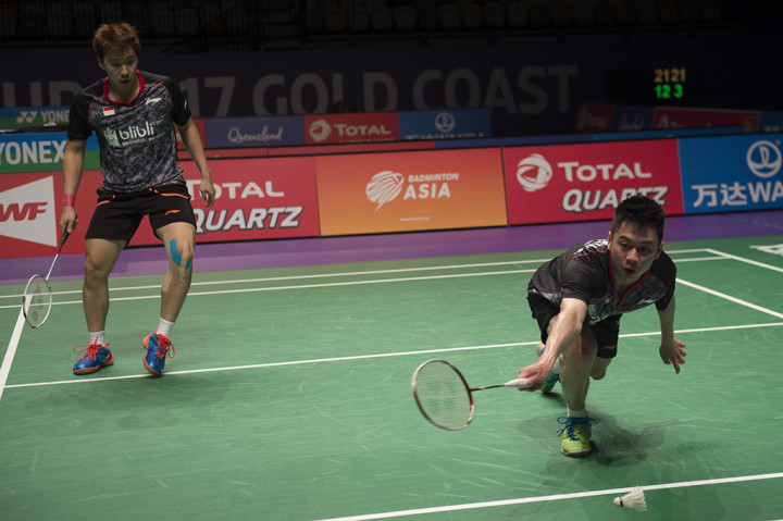 Denmark mampu memperkecil ketertinggalan atas Indonesia menjadi 1-2. Pasangan ganda putra, Marcus Fernaldi Gideon/Kevin Sanjaya Sukamuljo gagal menyumbang poin bagi Merah Putih usai takluk dari Mathias Boe/Carsten Mogensen, dengan skor ketat 21-16, 22-24, dan 21-23.