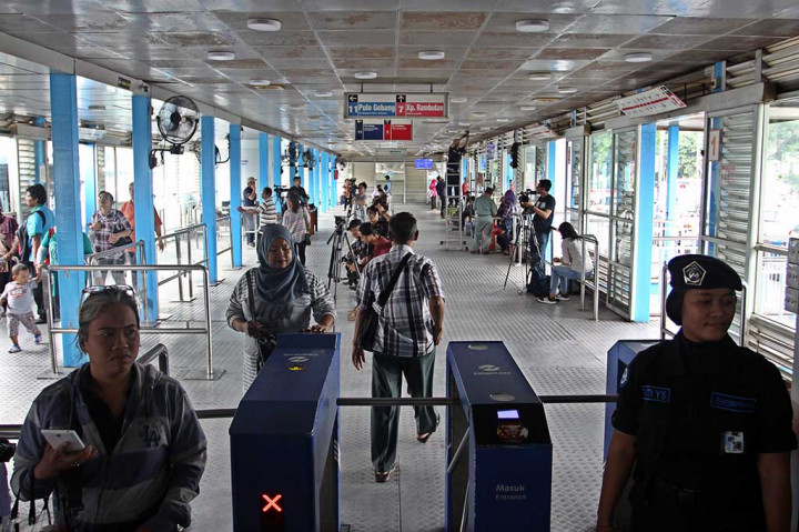 Halte TransJakarta Kampung Melayu Beroperasi Kembali